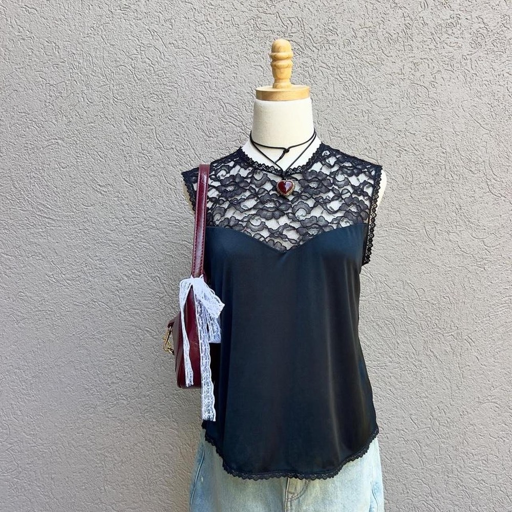 Vintage Black Lace Tank Top Size Medium Whimsigoth Glamour Fairy